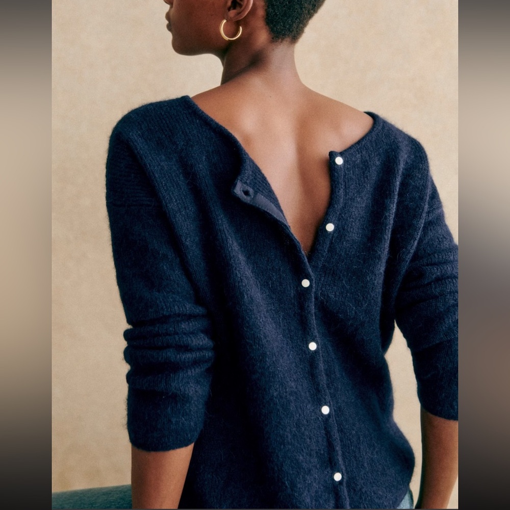 EUC Sezane Gaspard Sweater - Navy Blue